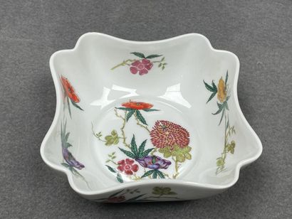 RAYNAUD Limoges:
Coupe creuse en porcelaine...