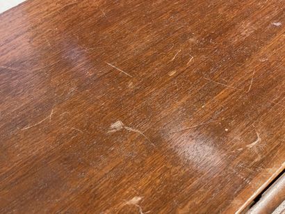 Table gateleg 
76 x 137 x 137 cm. 
76 x 137...