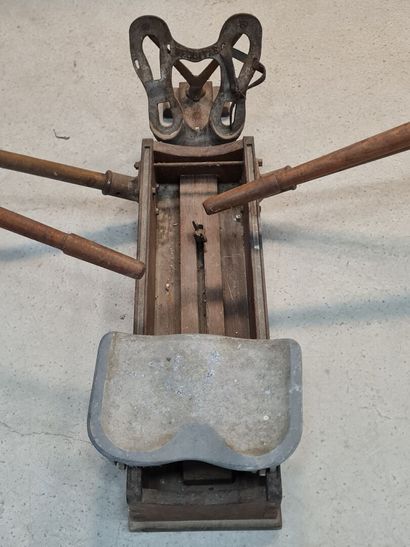 Rameur en bois 
Probitas