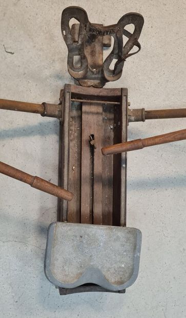 Rameur en bois 
Probitas