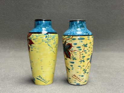 LIMOGES années 1920
Paire de vases en porcelaine.
H:...