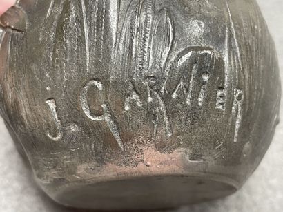 - Plateau en étain art nouveau
- Jean GARNIER...