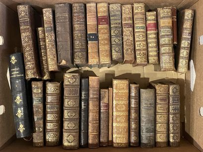 Deux cartons de livres reliés XVIII°
Inc...