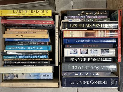 Deux cartons de livres d'art