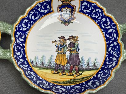 Henriot Quimper.
Melonnière en faience à...