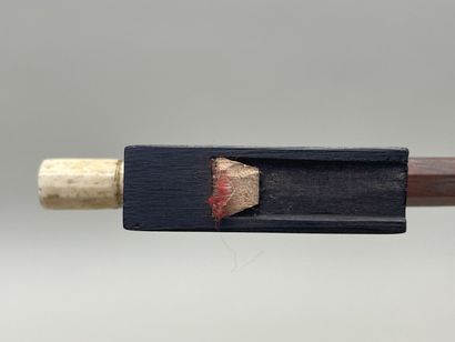 Deux archets
L: 74 cm