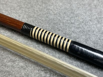 Archet de Violon. 
L. :74,3 cm.