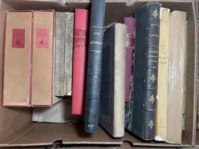 Quatre cartons de livres brochés et reliés...