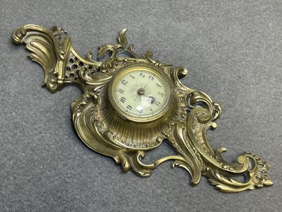 Petit cartel d'applique en bronze.
Style...