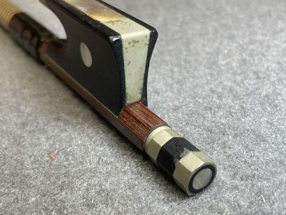 Archet de Violon. 
L. :74,3 cm.