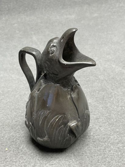 - Plateau en étain art nouveau
- Jean GARNIER...