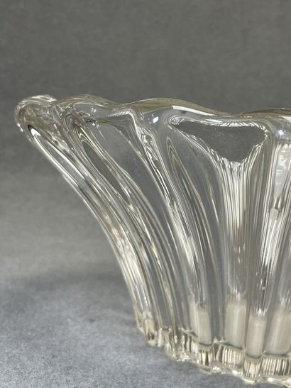 Pierre d'AVESN (1901-1990)
Coupe évasée en...