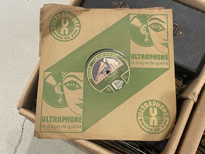 Deux cartons de disques de gramophone.