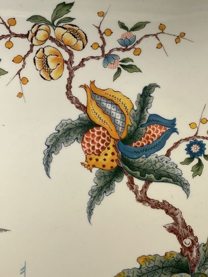 Gien 
Coupe creuse en faience modèle Magellan....