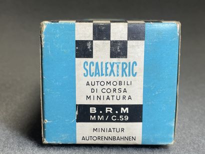 SCALEXTRIC, Triang: 
Voiture de course miniature...