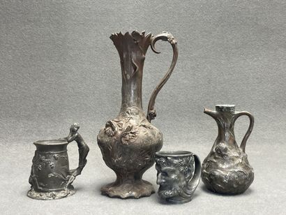 Deux pichets et deux chopes en étain ARt...