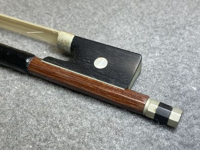 Archet de Violon. 
L. :74,3 cm.
