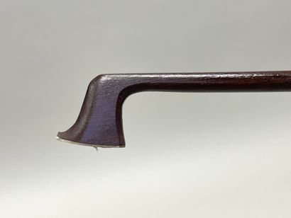Deux archets
L: 74 cm