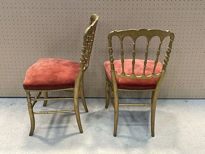 Paire de chaises de théâtre.
Style Napoléon...