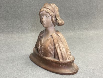 Buste de jeune fille. 
Epreuve en terre cuite....