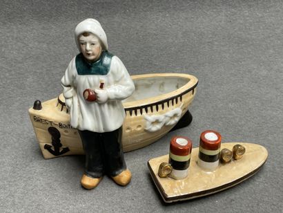 Pot à tabac en faïence représentant un marin...