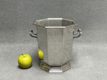 Jean Couzon. 
Seau à Champagne à pans coupés...
