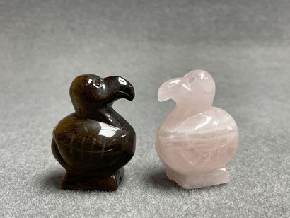 Lot comprenant:
Porte bougie en verre. H....