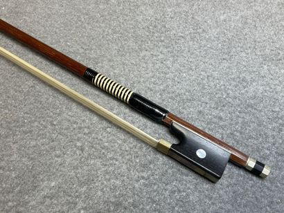 Archet de Violon. 
L. :74,3 cm.