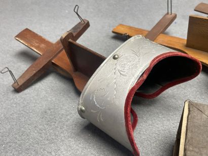 Trois visionneuse stéréoscopique avec series...