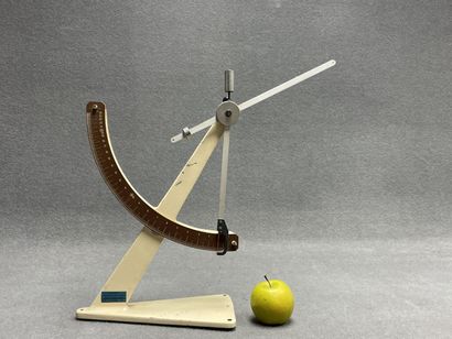 Sodemat 
Balance. 
H. :41 cm.