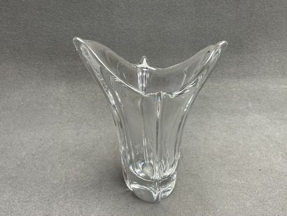 Daum France 
Grand vase. 
H. :34 cm.