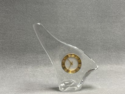 SCHNEIDER: Pendule en cristal figurant un...