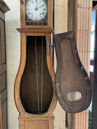 Horloge gaine XIX°
228 x 55 x 35 cm.