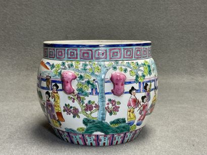 Cache pot en porcelaine de Chine XX°
H. :16...