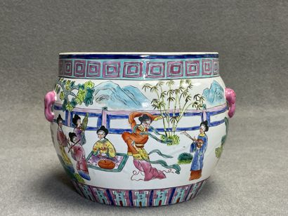 Cache pot en porcelaine de Chine XX°
H. :16...