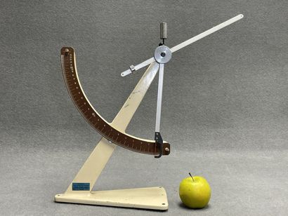 Sodemat 
Balance. 
H. :41 cm.