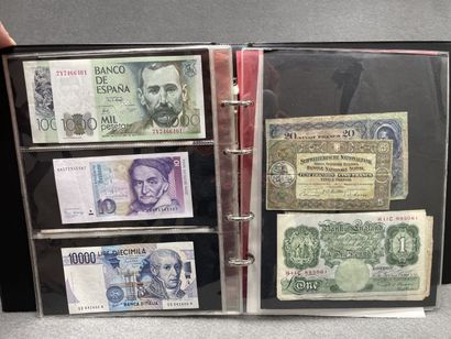 Collection de monnaies et billets de banque...