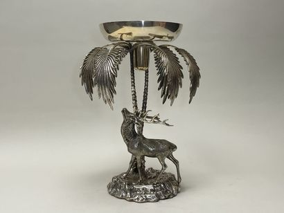 Surtout de table en métal argenté figurant...