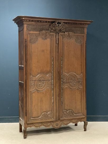 Armoire de mariage du pays de Caux en chêne...