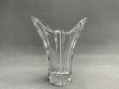 Daum France 
Grand vase. 
H. :34 cm.