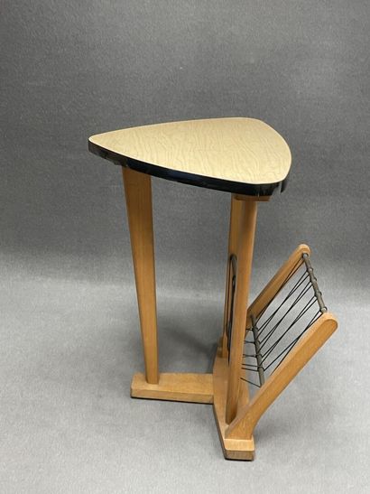 Guéridon des années 1960 , plateau formica,...