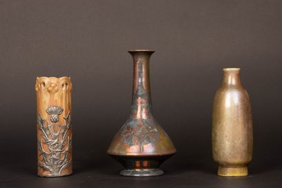 Ensemble de trois vases Art nouveau. 
H....