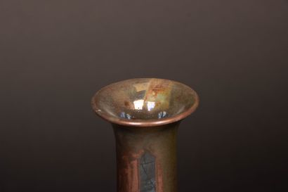 Ensemble de trois vases Art nouveau. 
H....