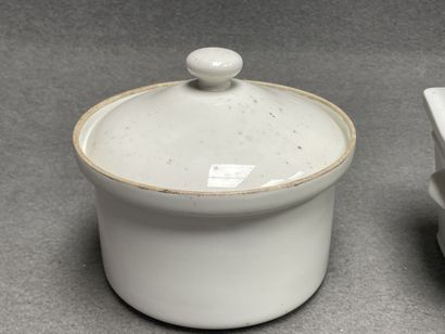 Ensemble de 6 terrines en porcelaine bla...