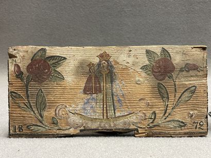 Reliquaire sous verre et panneau peint à...
