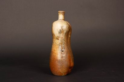 Vase en grès de la Borne ou de Puisaye signé...