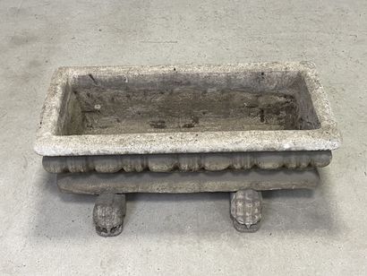 Jardinière. 
35 x 93 x 45 cm.