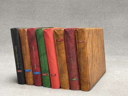 Editions CEF. 
Huit classeurs de feuillets...