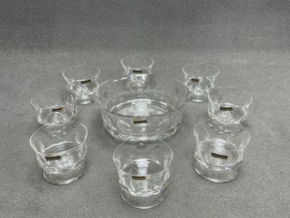 VILLEROY ET BOCH : coupe et dix coupelles
H....