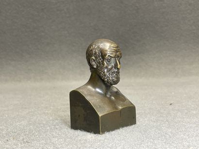 Petit buste en bronze 